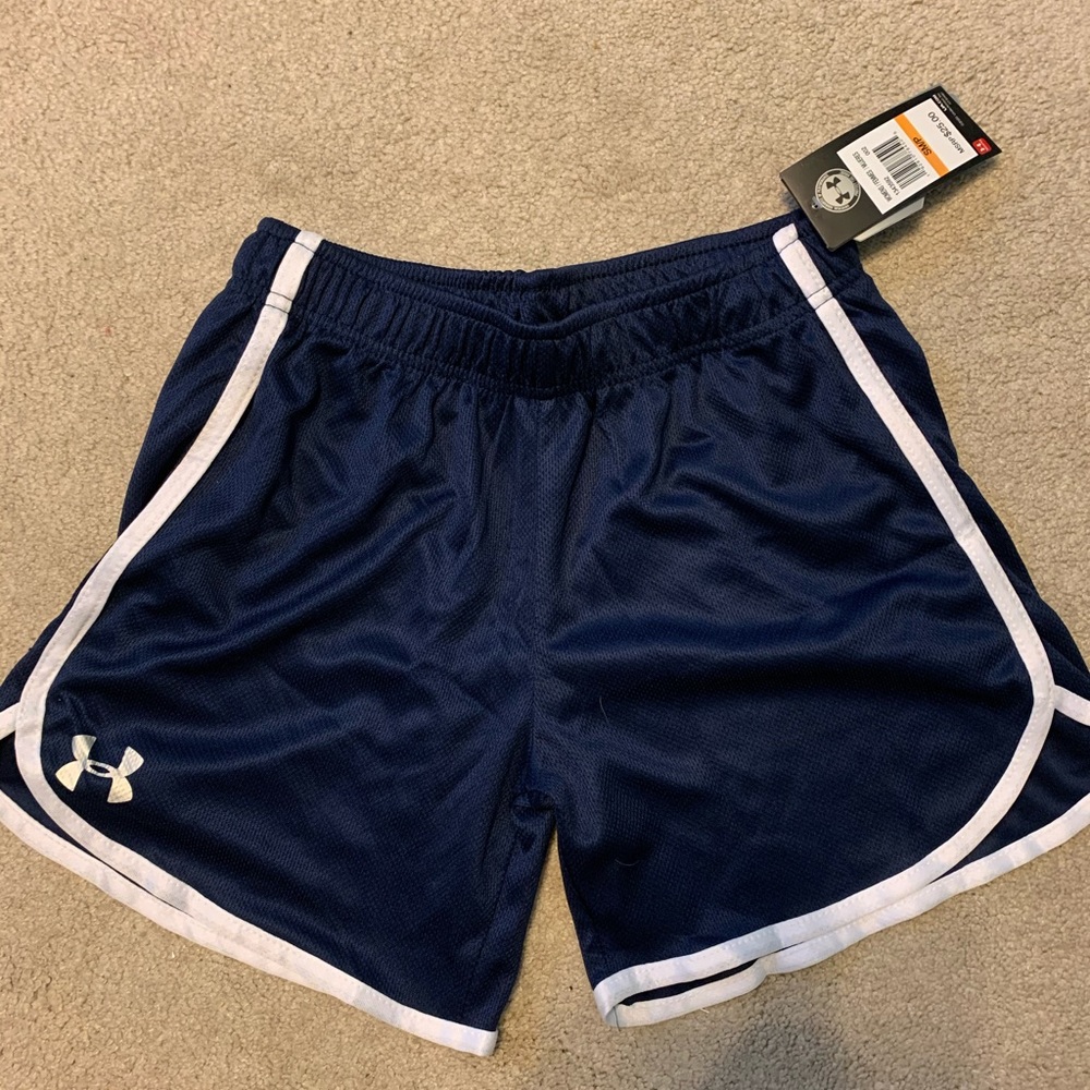 women’s size small under armour shorts
